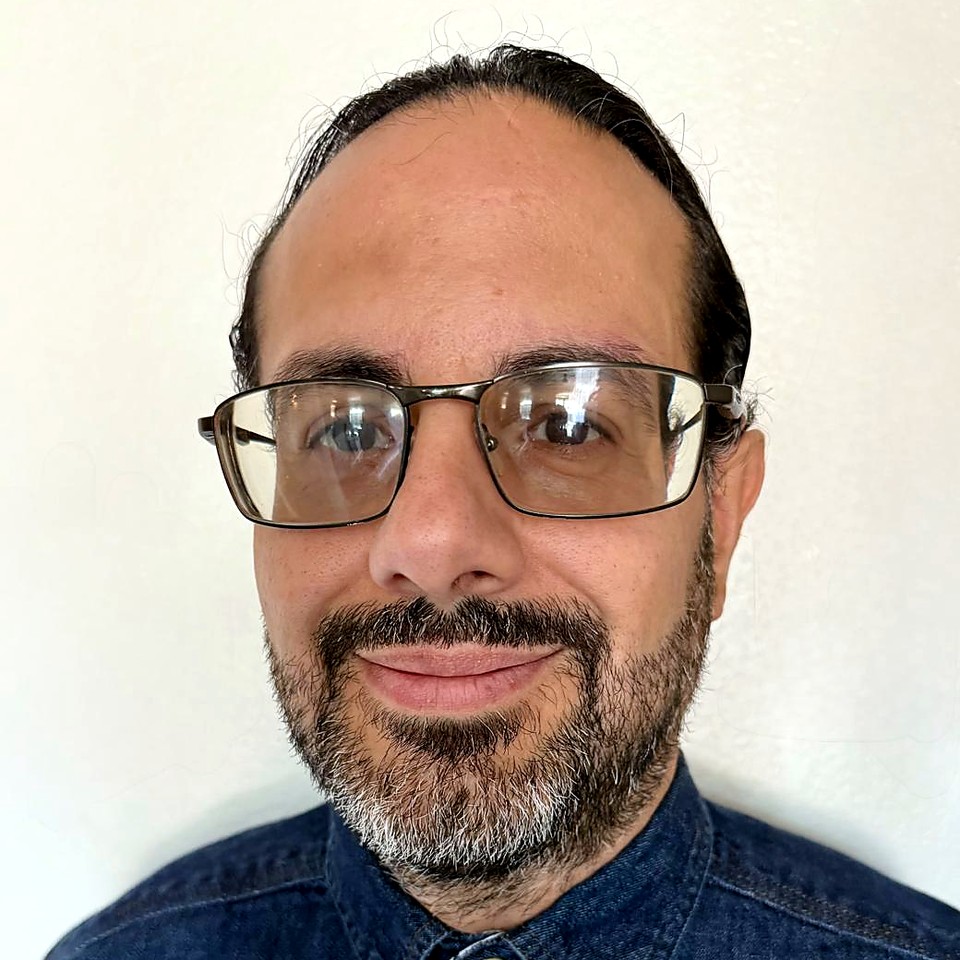 Luis Santiago